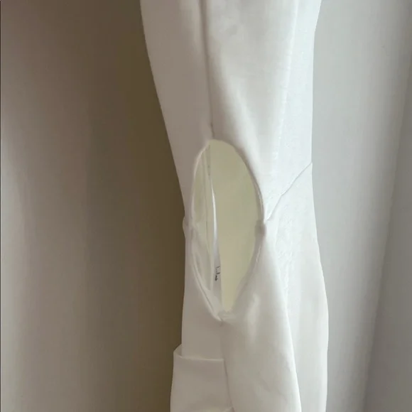 Lulu's Chic One-Shoulder White Dress Sz sm fully lined bin Z - Picture 7 of 8